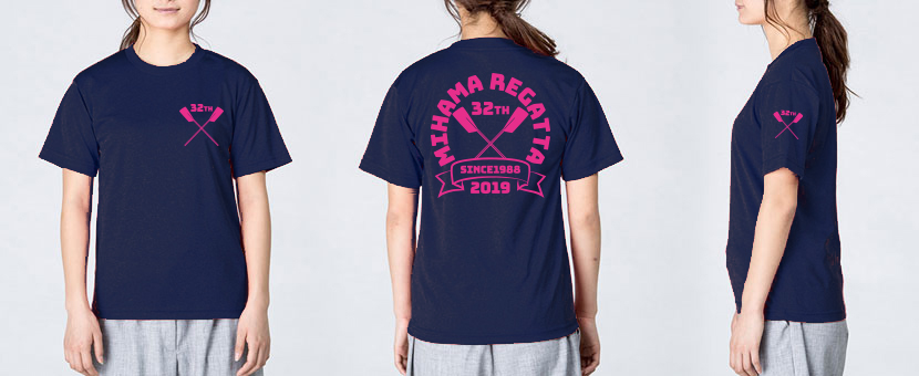 Tシャツを女性が着たイメージ画像
